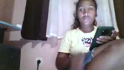 Snapshot of clarah0123 chatting on December 1, 8:36 pm Clarah0123 online show from December 1, 8:36 pm