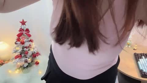 Clari online show from December 18, 1:22 am