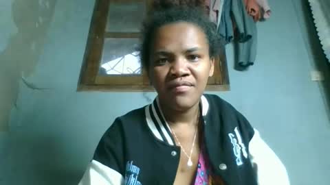 clarisse98 online show from October 21, 2:12 am