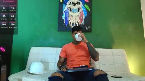 Snapshot of clark__ken chatting on January 14, 7:30 pm Juanpaindependent model online show from January 14, 7:30 pm