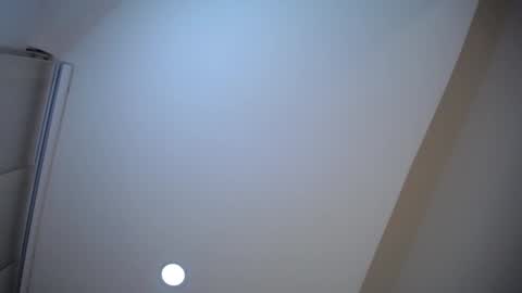 Snapshot of clark_strong chatting on December 18, 1:59 am clark_strong online show from December 18, 1:59 am