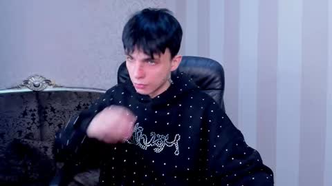 Snapshot of clarkbev chatting on February 20, 8:42 pm Clark online show from February 20, 8:42 pm