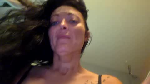 Snapshot of clarnbear chatting on July 24, 1:09 pm clarnbear online show from July 24, 1:09 pm
