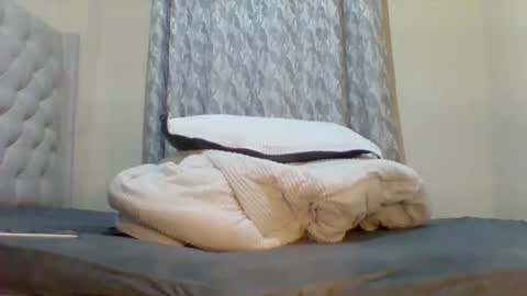 carmen online show from April 6, 8:54 pm