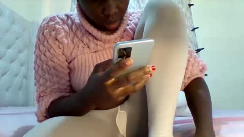 Snapshot of classic_carmen chatting on May 15, 6:42 am carmen online show from May 15, 6:42 am