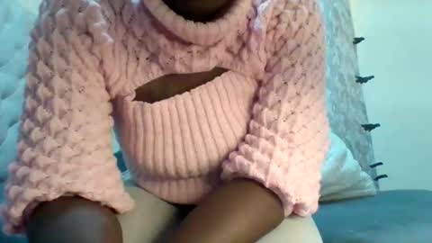 Snapshot of classic_carmen chatting on May 18, 4:07 am carmen online show from May 18, 4:07 am