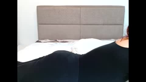 Snapshot of claudiacoxxx chatting on February 13, 10:43 pm claudiacoxxx online show from February 13, 10:43 pm