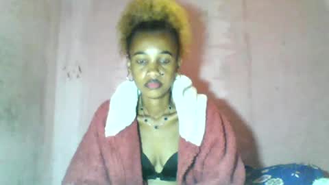 claudianne online show from July 15, 4:18 am
