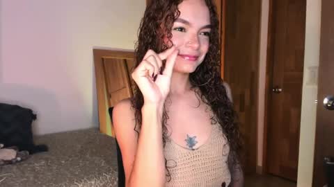 Claudia Rivera online show from April 8, 9:15 pm