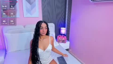 Snapshot of clawdeen__wolf chatting on July 12, 9:28 pm clauwdeen wolf online show from July 12, 9:28 pm