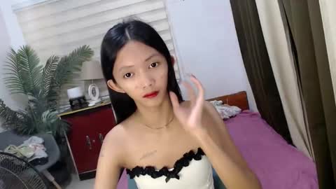KIM online show from December 22, 7:33 pm