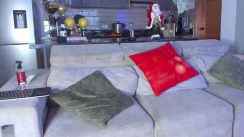 claytonburgues online show from December 29, 4:59 am