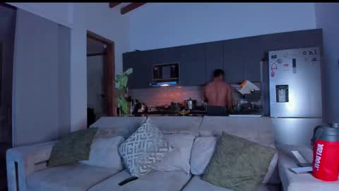 claytonburgues online show from March 4, 3:00 am