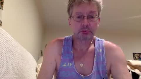 Snapshot of cleancutjake chatting on July 7, 2:36 am cleancutjake online show from July 7, 2:36 am