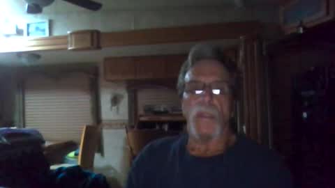 Snapshot of cleantalkinmike88 chatting on November 15, 11:07 am cleantalkinmike88 online show from November 15, 11:07 am