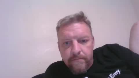 Snapshot of cleaver1230 chatting on October 29, 7:21 am cleaver1230 online show from October 29, 7:21 am