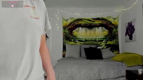 Cleo Schedule Updates online show from April 15, 1:12 am