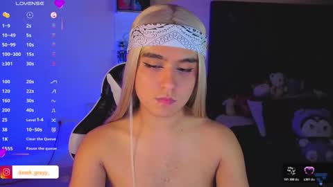 Snapshot of cleo_d_nile chatting on January 10, 12:56 am cleopatra online show from January 10, 12:56 am