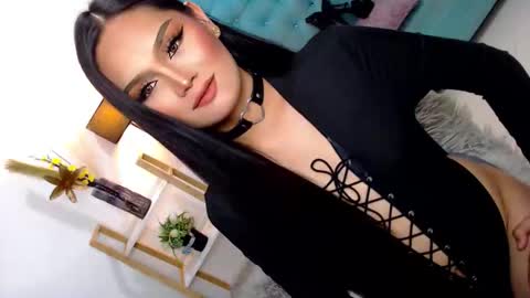 Cleo online show from December 17, 6:36 pm