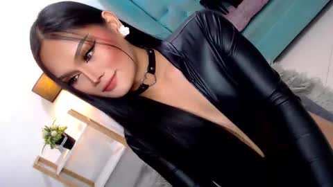 Cleo online show from February 2, 11:25 pm