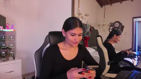 Cleopatra online show from December 14, 7:18 pm