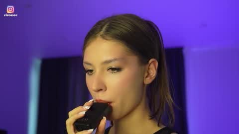 Cleo online show from March 30, 7:09 am