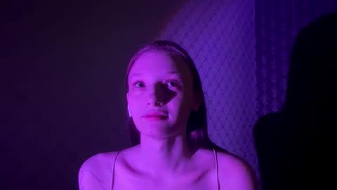 Cleo online show from March 15, 6:14 pm