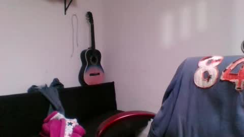 Snapshot of clickeame chatting on September 25, 11:36 am clickeame online show from September 25, 11:36 am