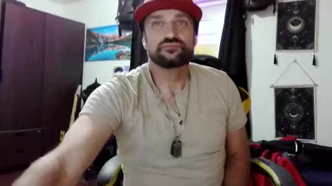 chad online show from November 15, 9:32 pm