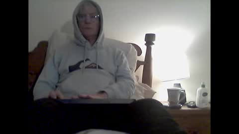 clitboy658752 online show from December 1, 7:30 pm