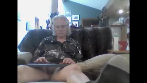 clitboy658752 online show from January 15, 9:07 pm