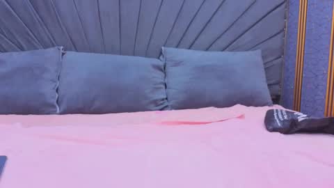 Cloe online show from May 8, 2:22 pm