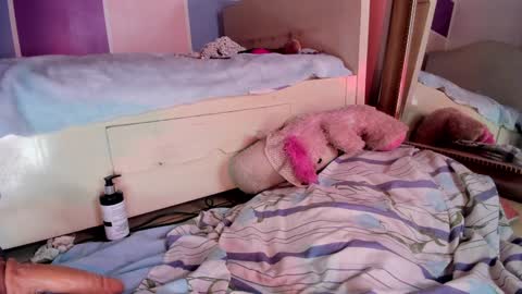 Snapshot of cloe_leeee chatting on December 3, 6:59 am Cloe Leeee online show from December 3, 6:59 am