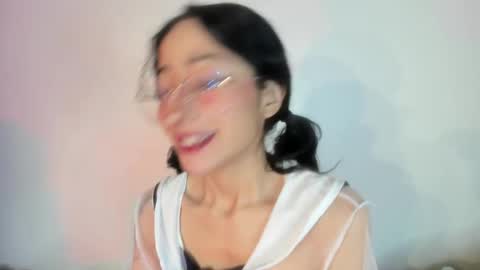 Snapshot of cloe_leeee chatting on March 7, 10:21 pm Cloe Leeee online show from March 7, 10:21 pm