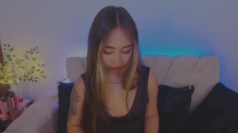 cloe_martinezz_ online show from July 23, 8:40 pm