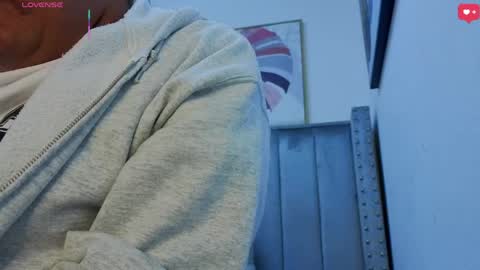 Cloe x Billy online show from April 1, 1:12 pm