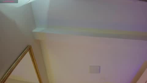 Snapshot of cloedurant chatting on October 19, 7:36 pm cloedurant online show from October 19, 7:36 pm