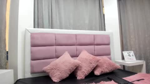 Cloeh  online show from October 29, 1:35 pm