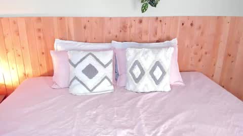 Chloe Smith online show from February 6, 11:13 am