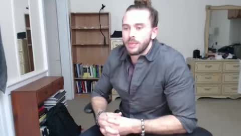 Cloud online show from October 8, 3:04 am