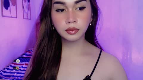 Snapshot of cloudia_babe chatting on September 27, 4:17 am Cloudia babe69 online show from September 27, 4:17 am