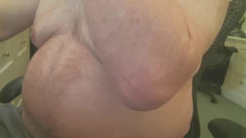 Snapshot of clouds8888 chatting on March 7, 12:34 pm clouds8888 online show from March 7, 12:34 pm