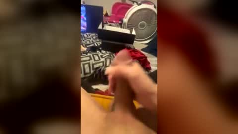 cloudy_perv_boy online show from July 20, 8:22 pm