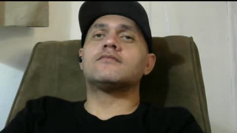 Snapshot of cloudyclearskies chatting on November 16, 6:35 pm CloudyClearSkies online show from November 16, 6:35 pm