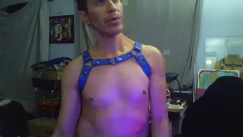 Snapshot of cloudydayz22 chatting on January 19, 3:05 pm CloudyDay online show from January 19, 3:05 pm