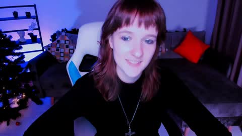  Clover  follow me  online show from January 2, 2:57 pm