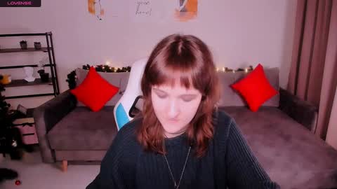  Clover  follow me  online show from January 9, 6:57 pm