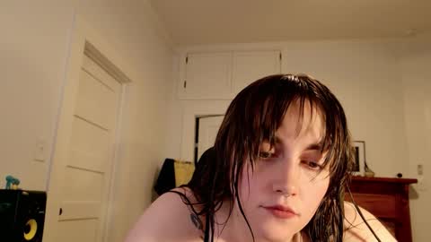 Clover online show from February 16, 9:49 am