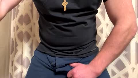 clovershit1 online show from November 30, 2:37 am