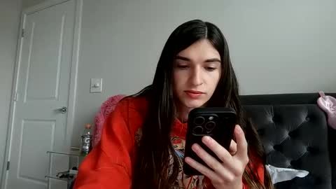 Snapshot of cluv777 chatting on April 22, 2:29 pm cluv777 online show from April 22, 2:29 pm